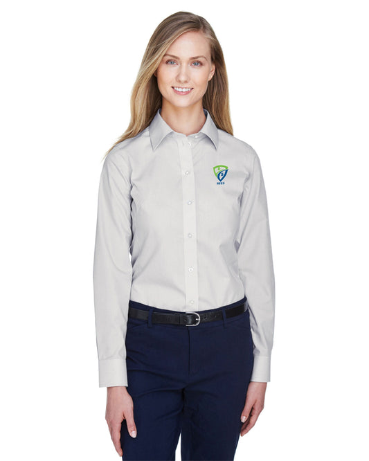 REES SCIENTIFIC LOGO DEVON & JONES WOMEN'S CROWN COLLECTION SOLID BROADCLOTH WOVEN SHIRT